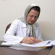 دکتر فریبا محسنی (پاسخگویی به بیماران مطب)